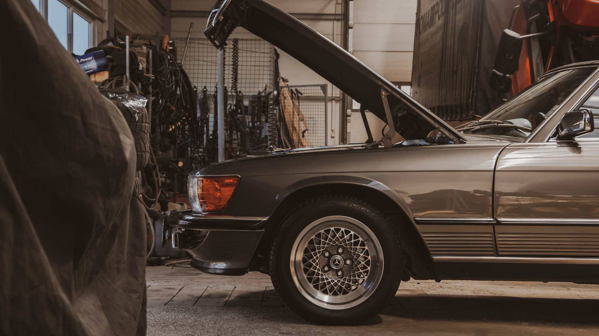 Συνεργείο αυτοκινήτων demo